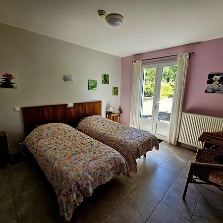 Des Monges Szálloda *